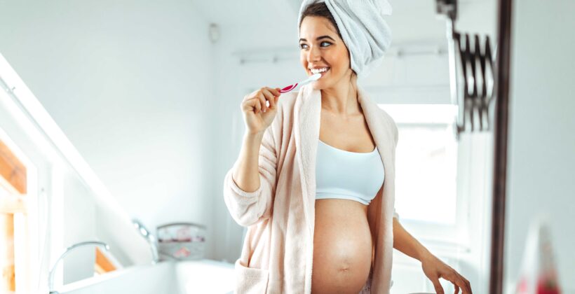 Jak zadbać o higienę jamy ustnej w ciąży?